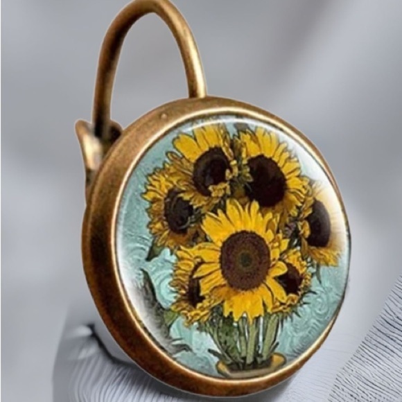 New Handmade Resin Round Sunflower Decor Hoop Earrings - Picture 4 of 6